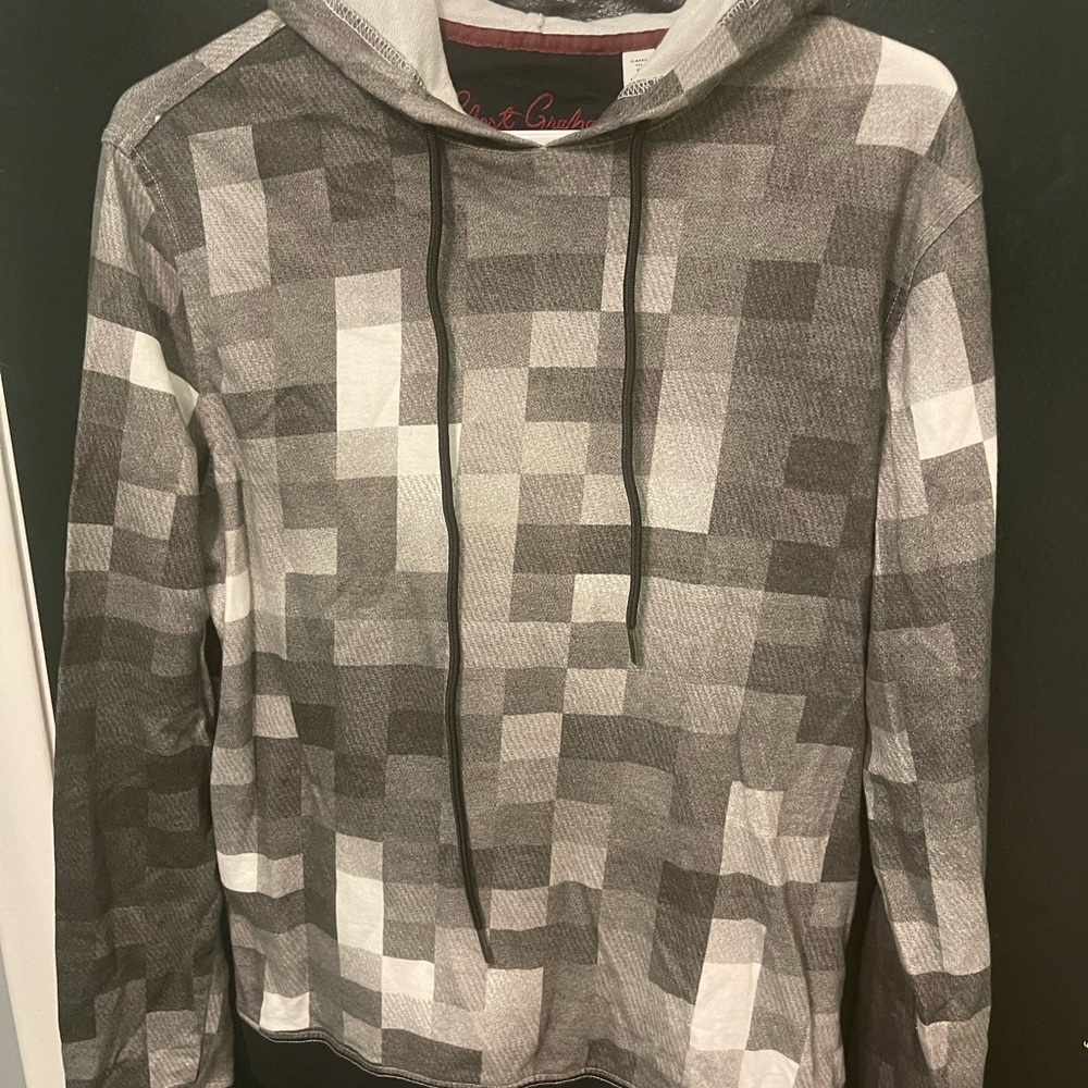 Robert Graham Gray and White Geometric Sweatshirt